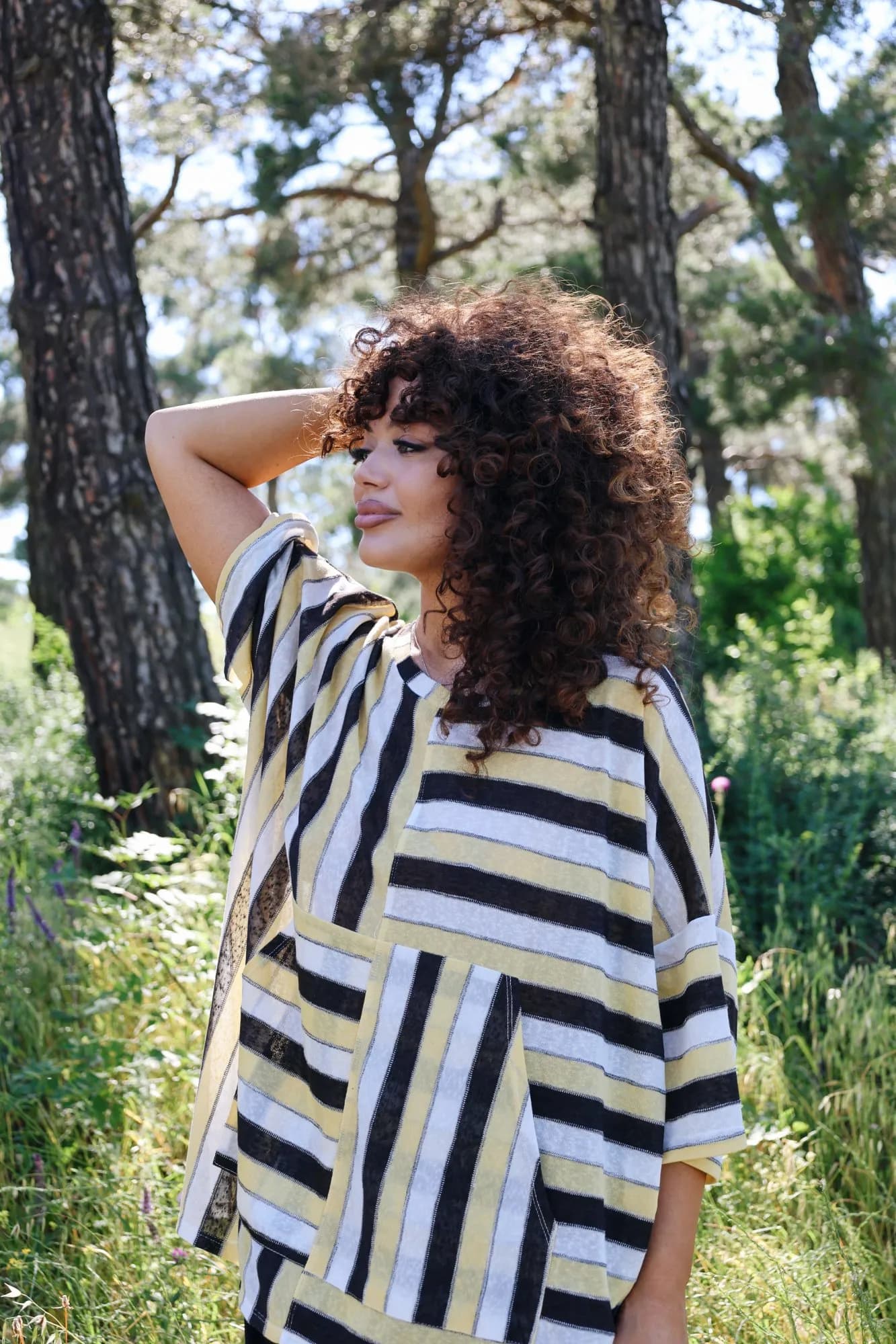 Relaxed-Fit Oversized Top 1